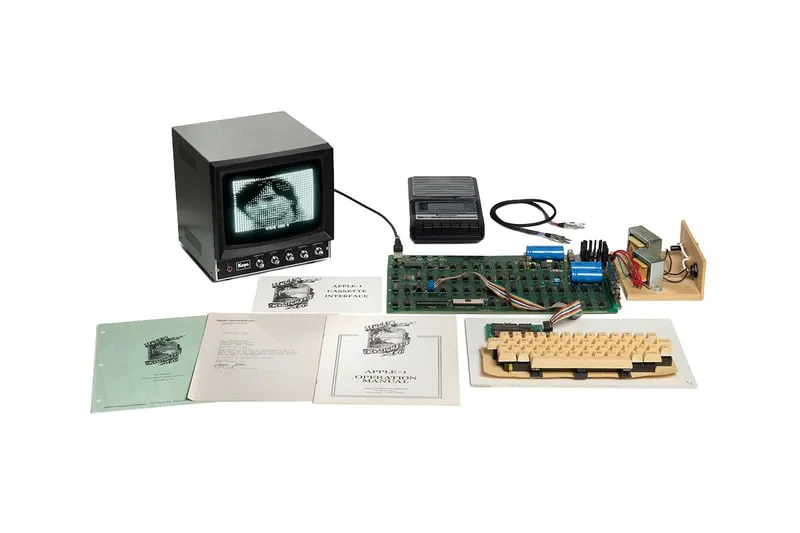 original apple 1 computer bonhams auction