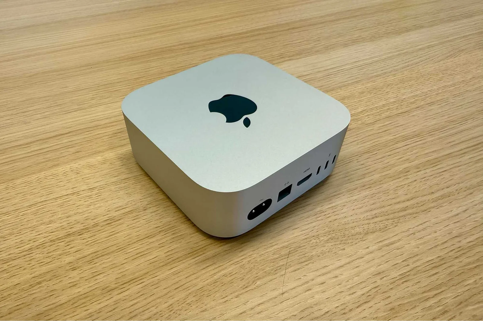 apple m6 mac mini desktop design